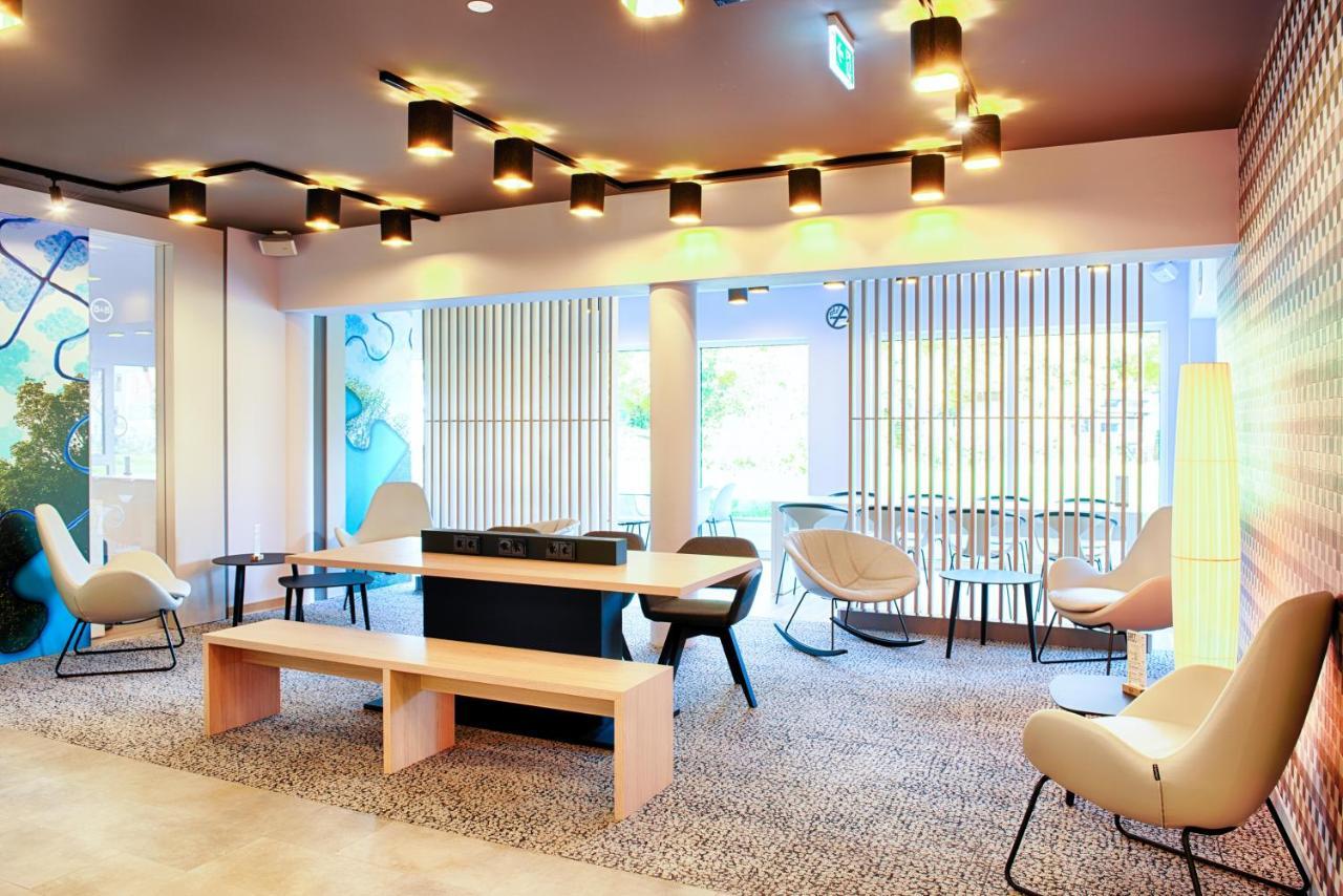 B&B Hotel 라벤스부르크 외부 사진